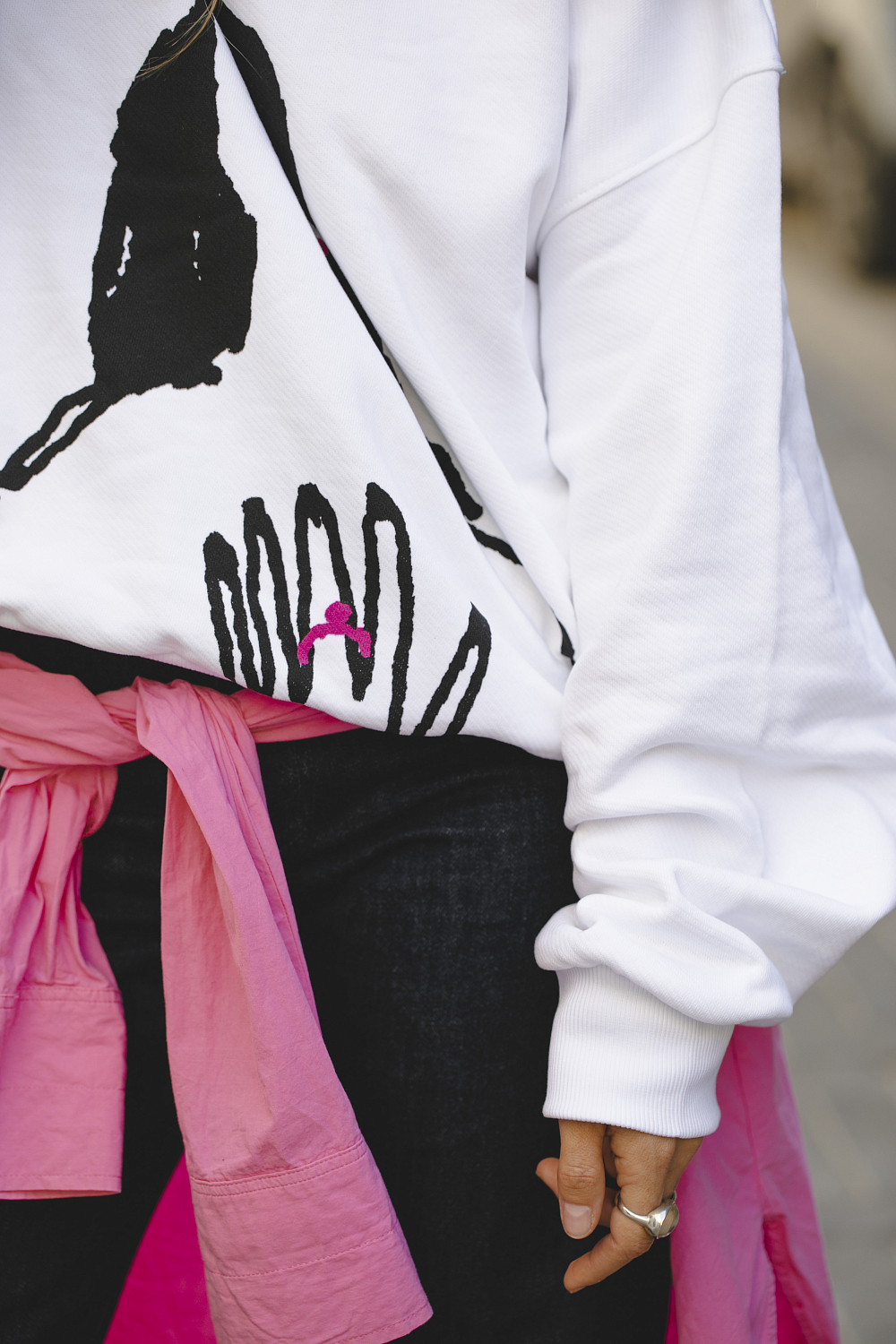 Свитшот EVE&ESTHER x LIBERMAN белый