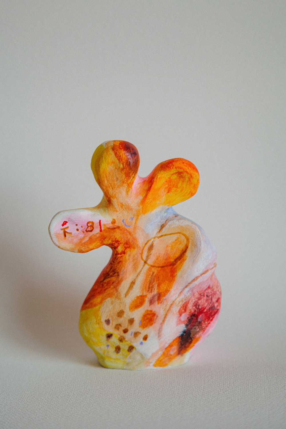 Скульптура Love