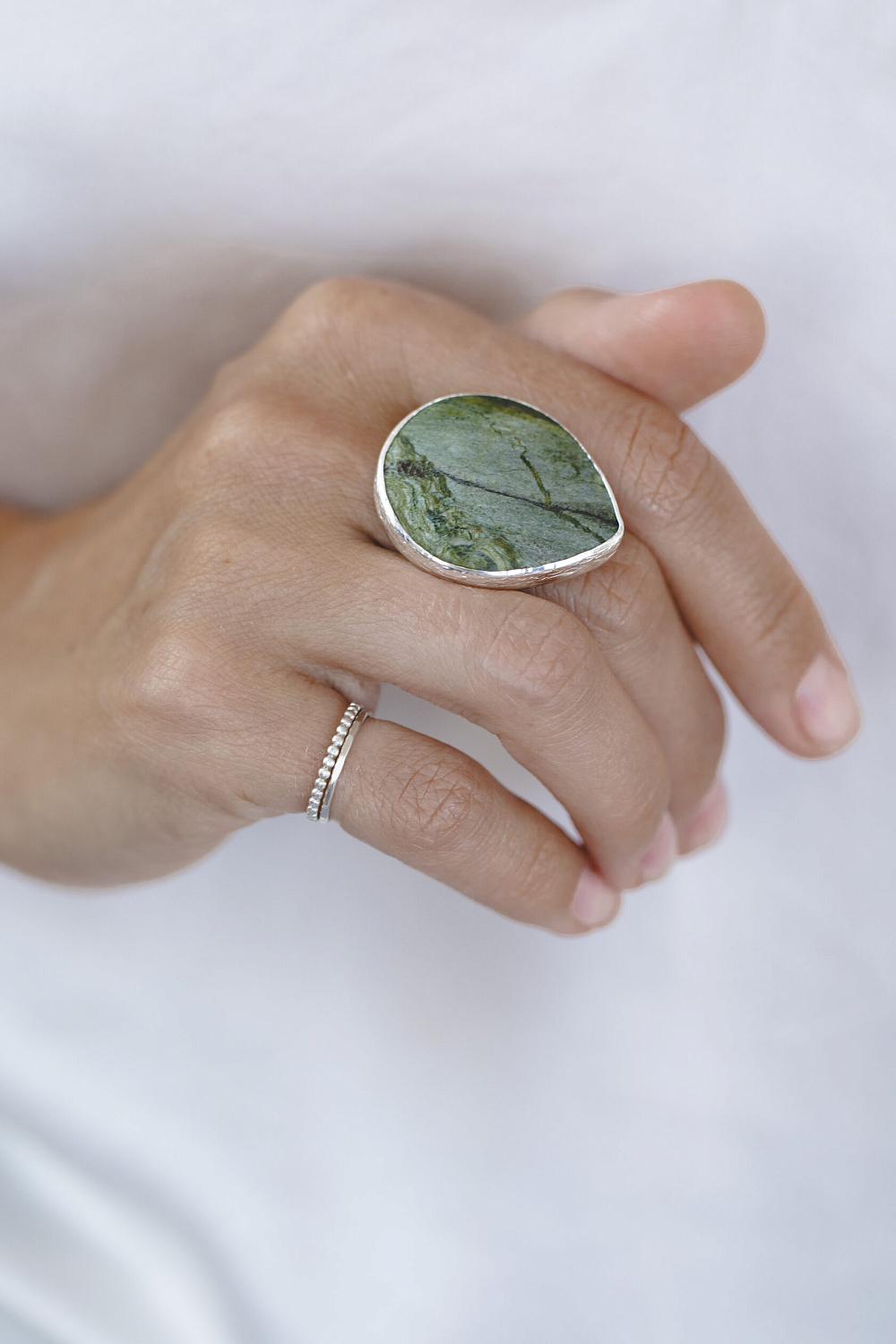 Кольцо с лиственитом