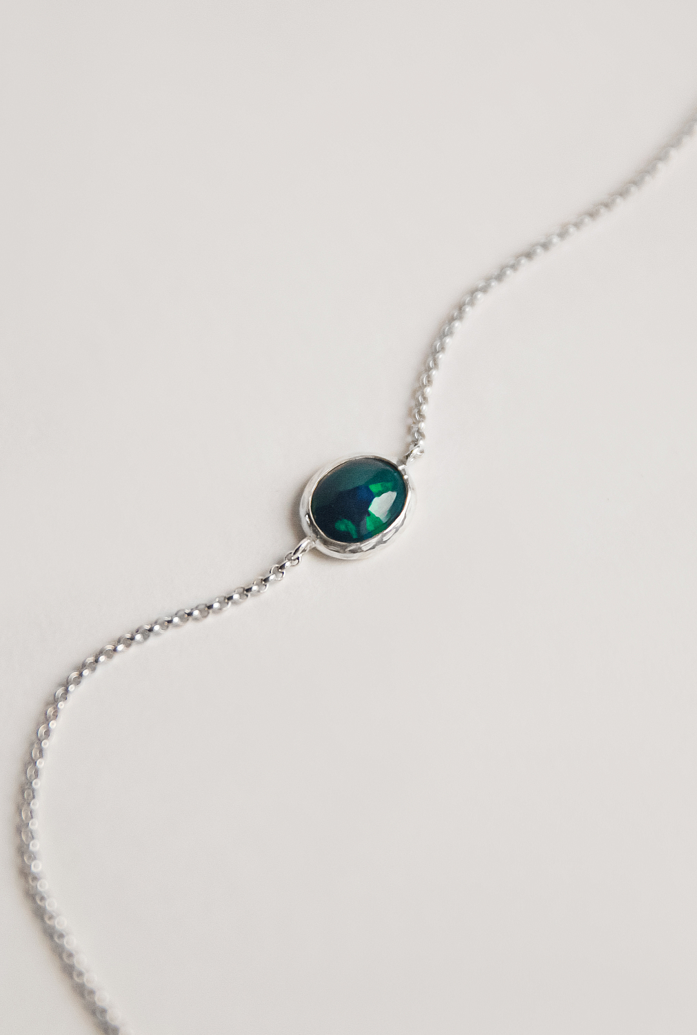 Браслет с эфиопским опалом