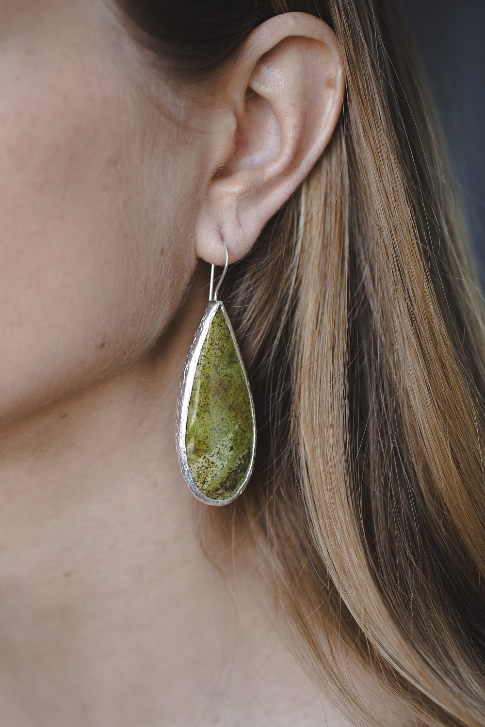 Серьги с офитом