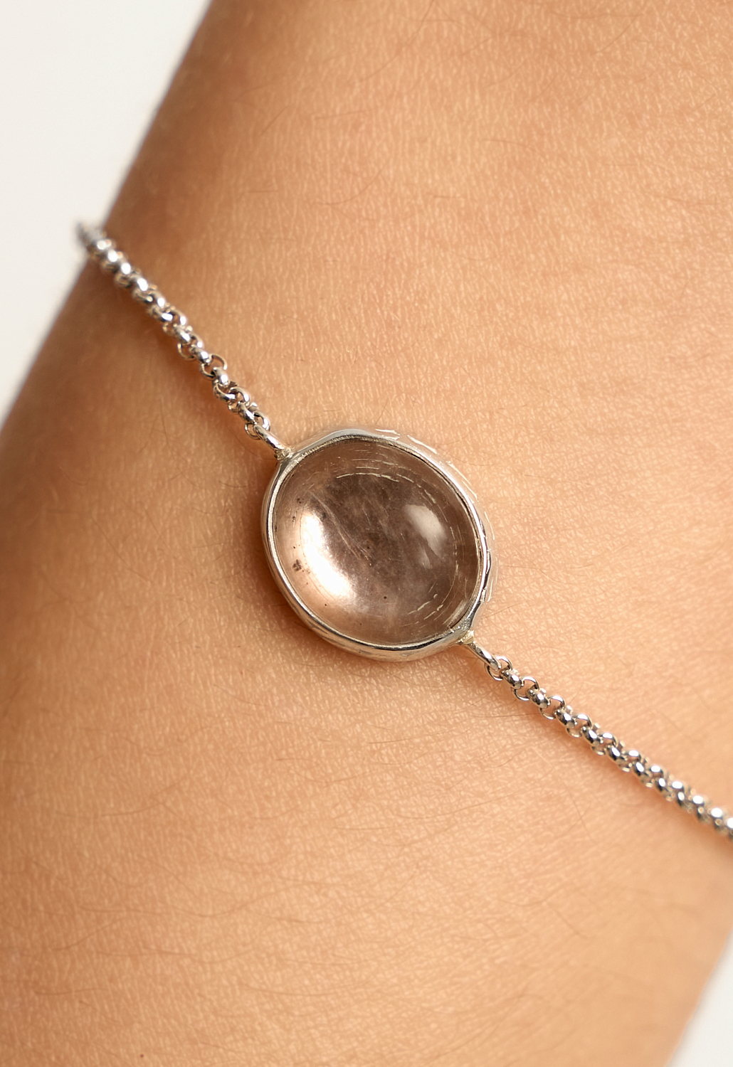 Браслет с лепидолитом