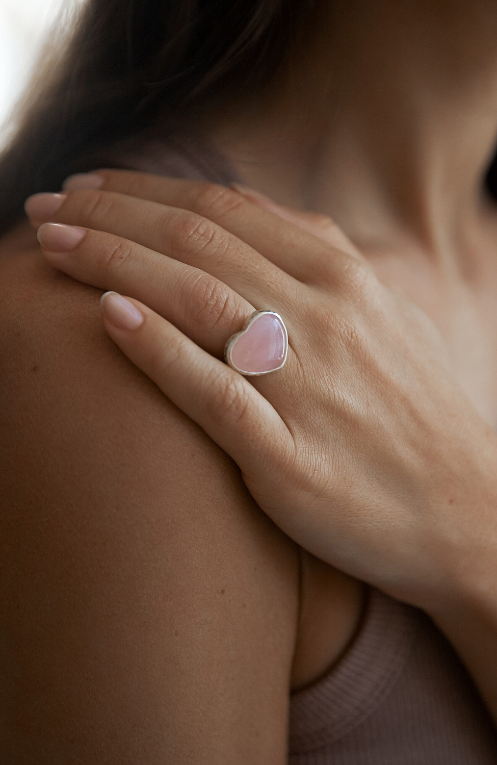 Кольцо Сердце с розовым кварцем