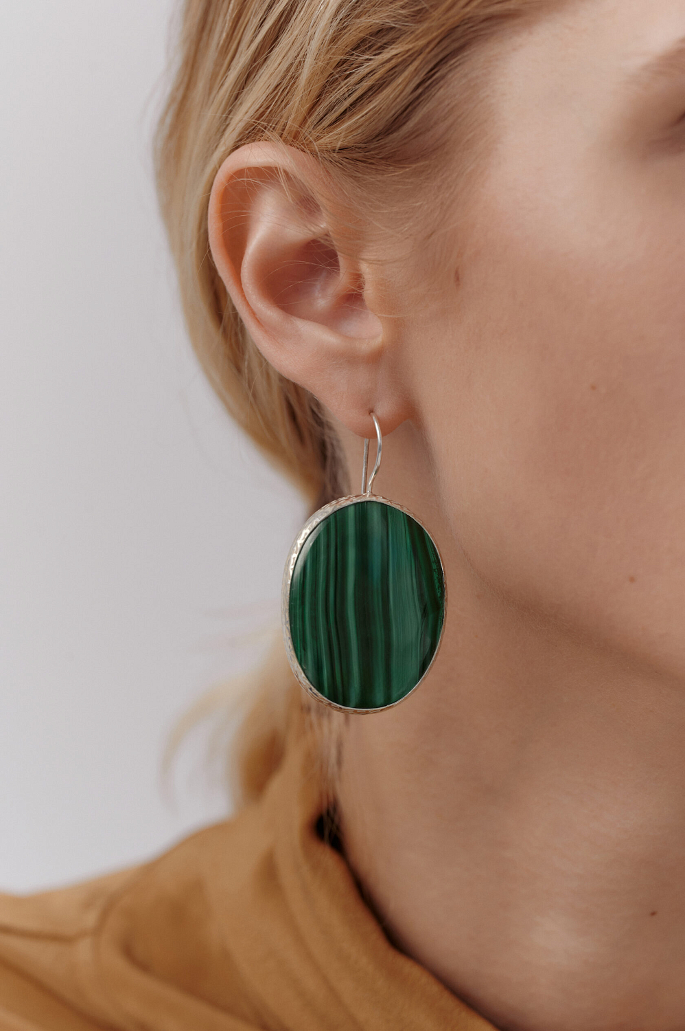 Серьги с малахитом