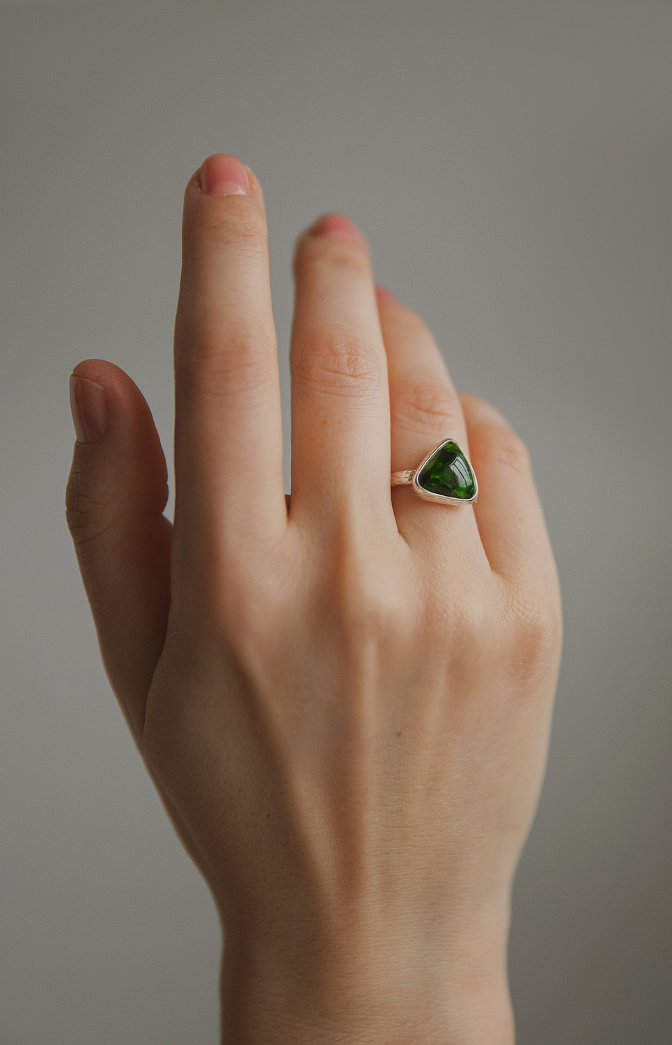 Кольцо с хромдиопсидом
