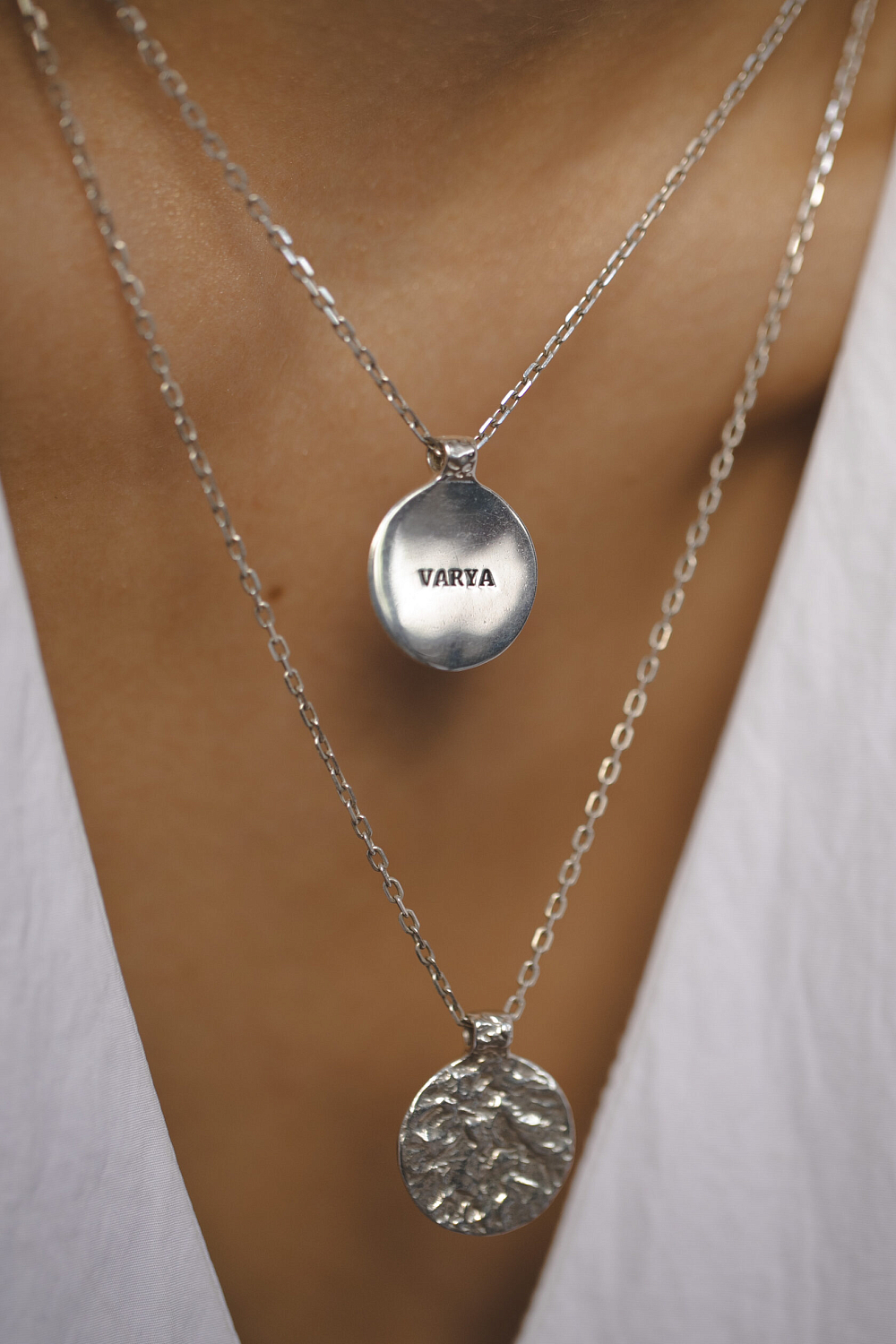 Медальон История