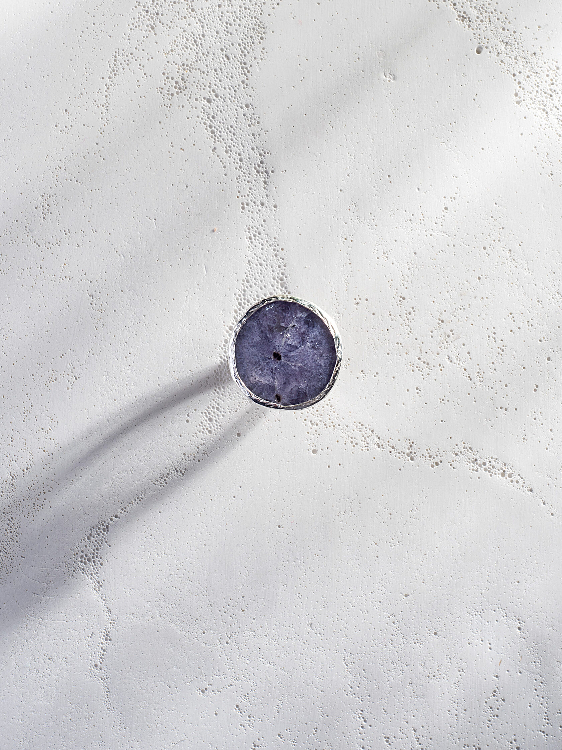 Кольцо с лепидолитом