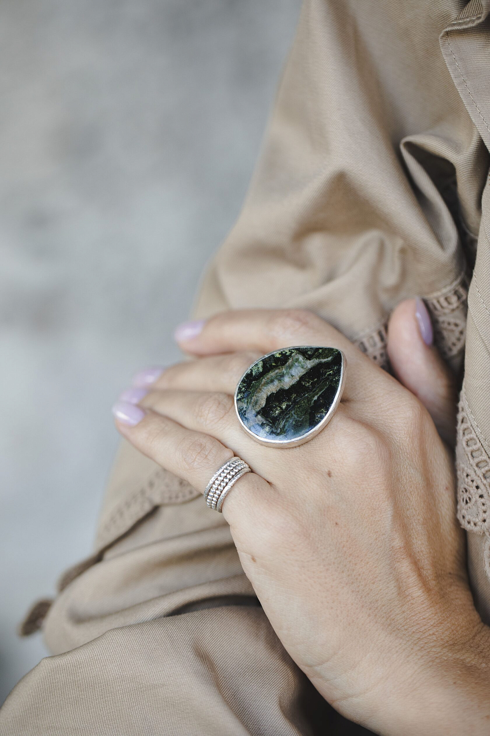 Кольцо с лиственитом