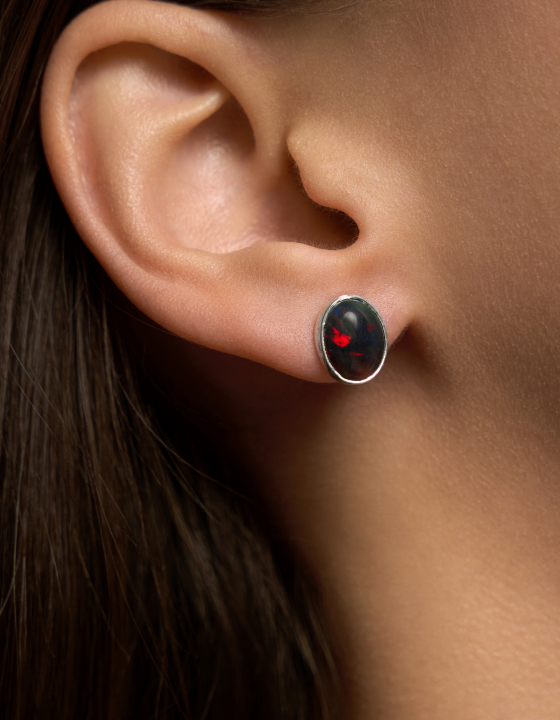 Пусеты с эфиопским опалом