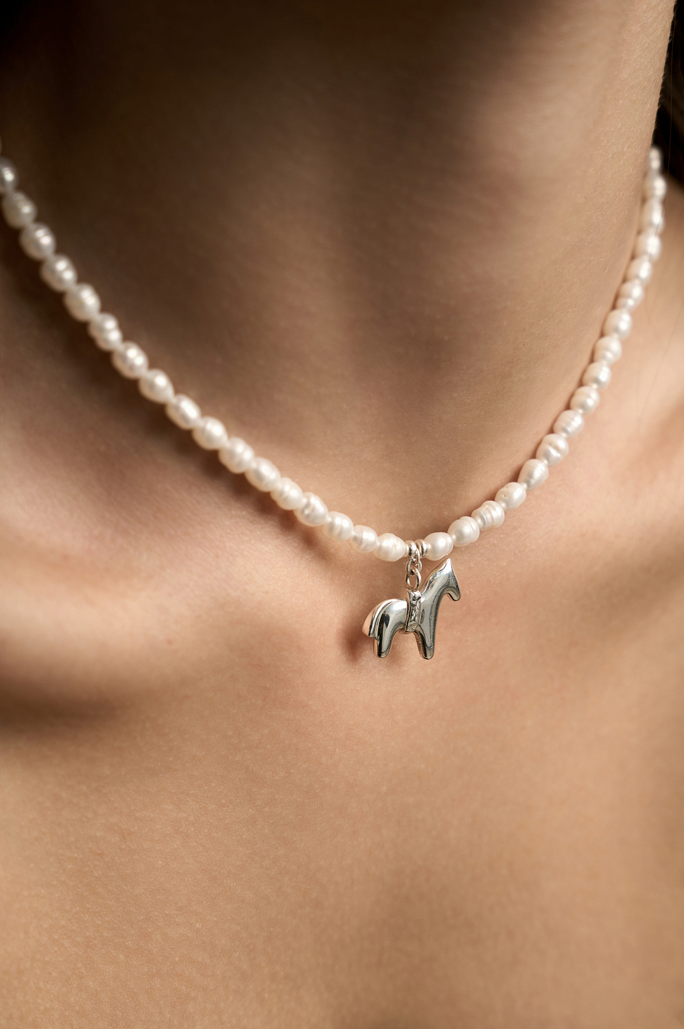 Жемчужная нить Лошадка