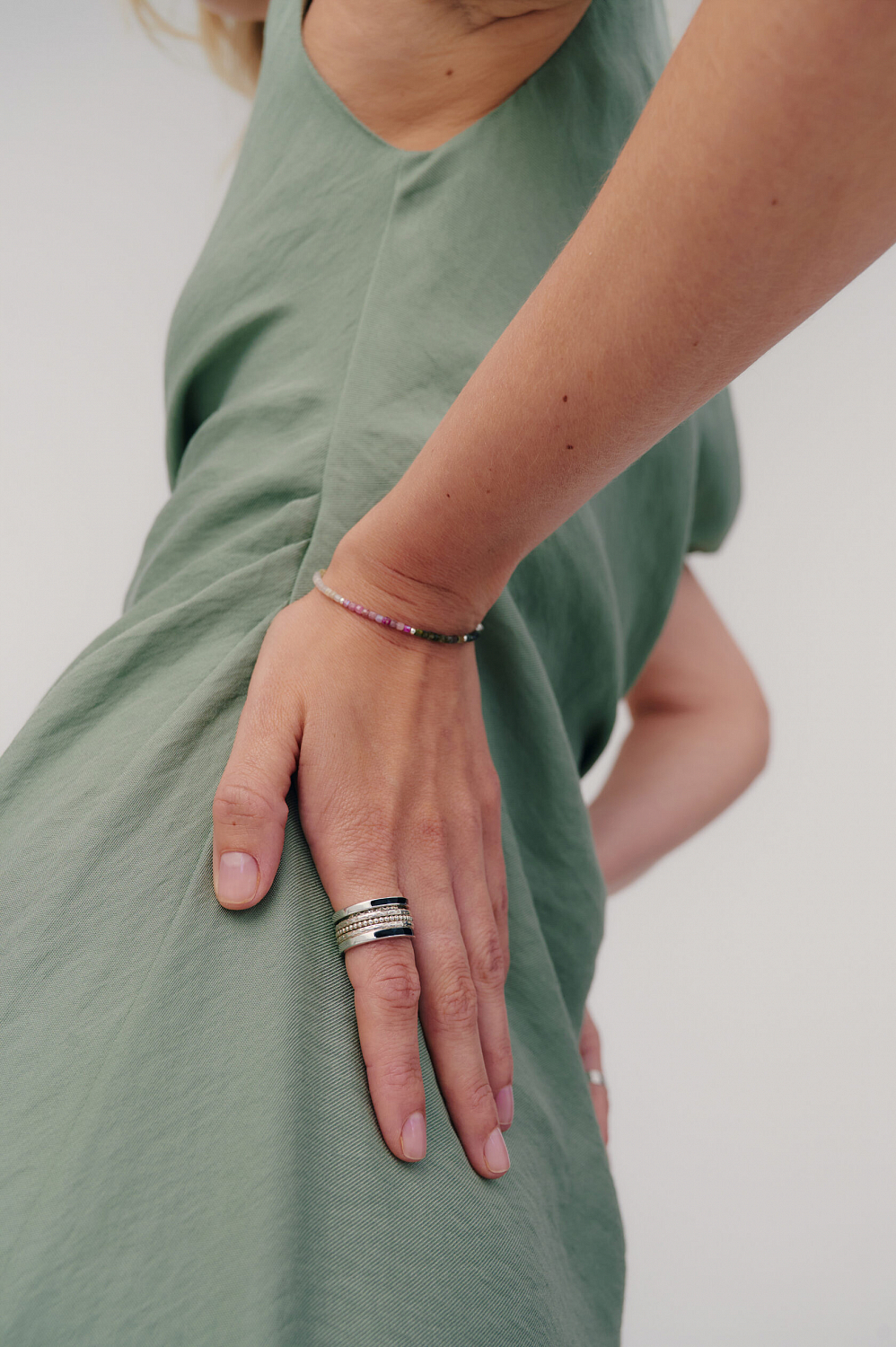 Кольцо-спинер с эмалью