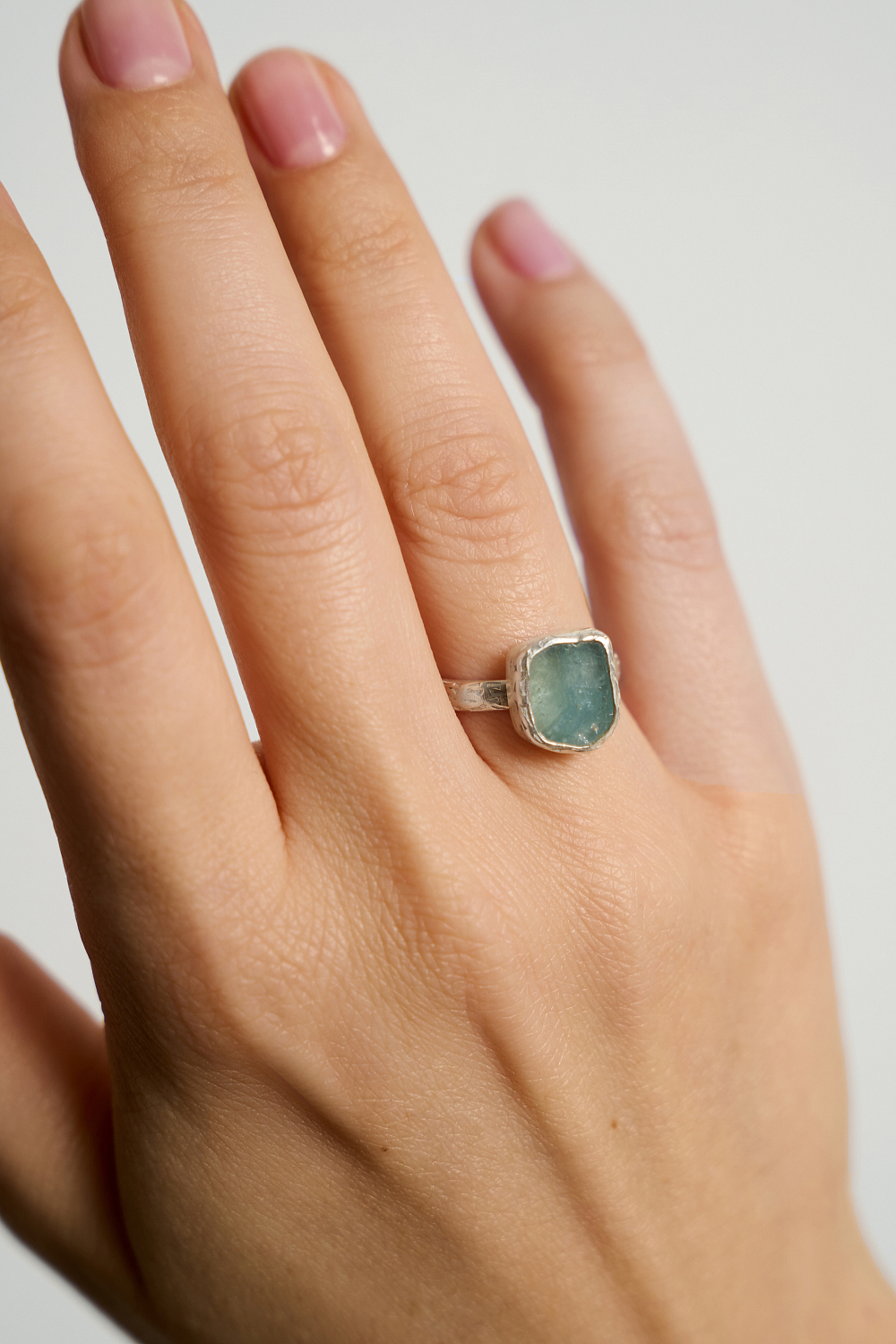 Кольцо с аквамарином