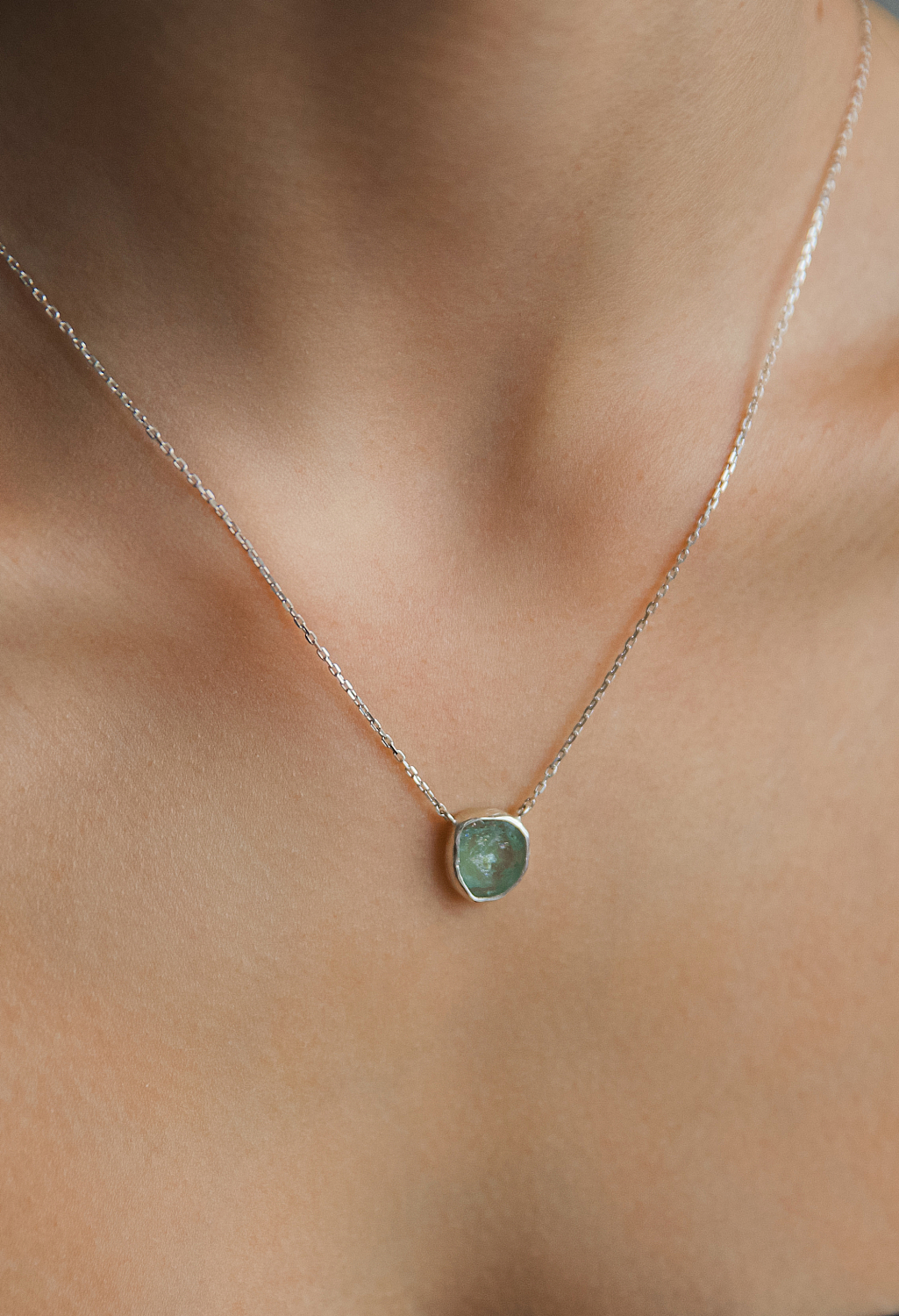 Подвеска с аквамарином