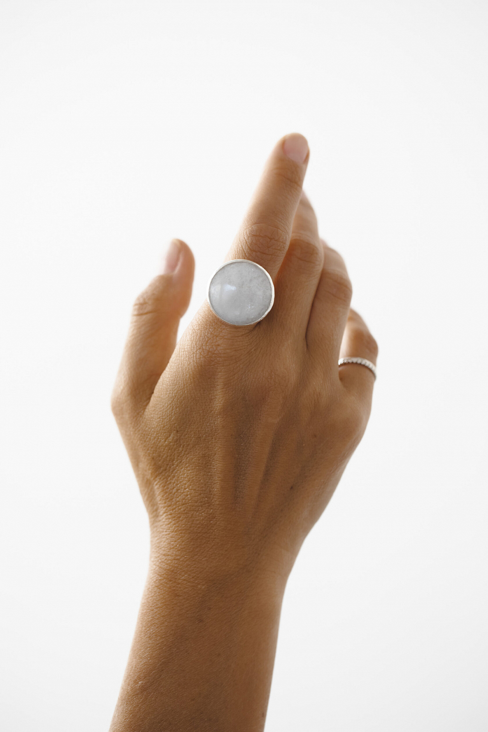 Кольцо с беломоритом