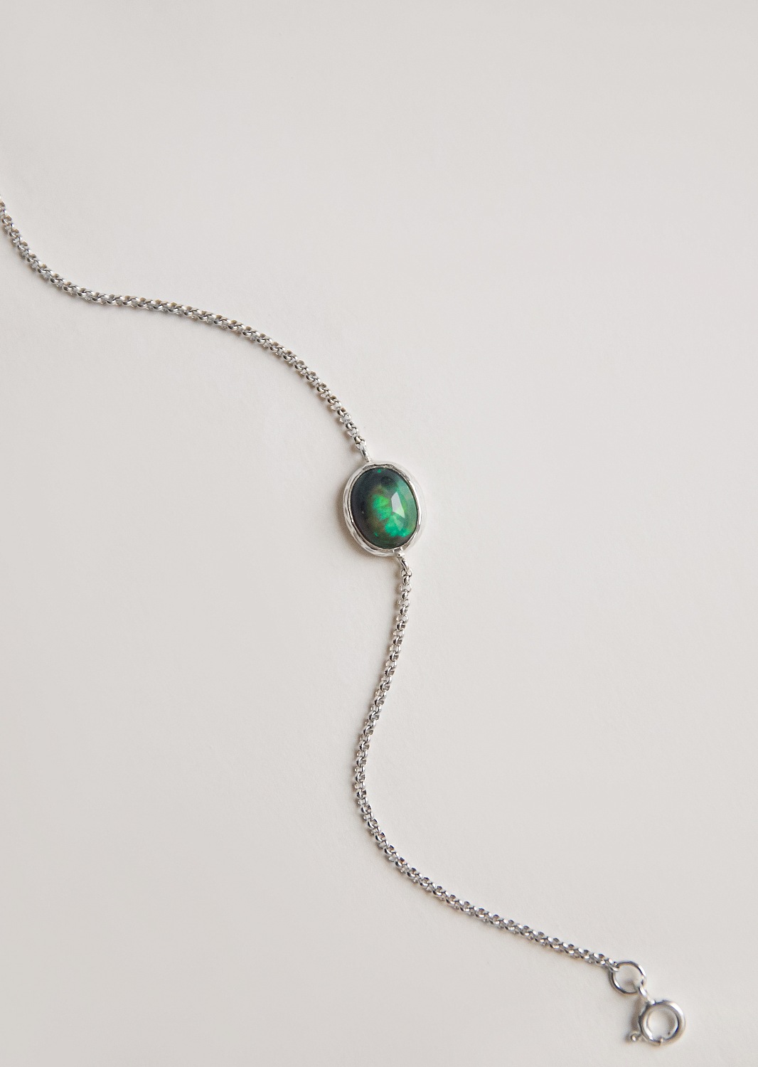 Браслет с эфиопским опалом