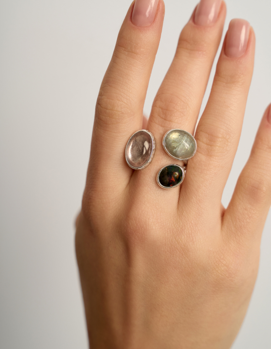 Кольцо с лепидолитом, лабрадоритом и эфиопским опалом
