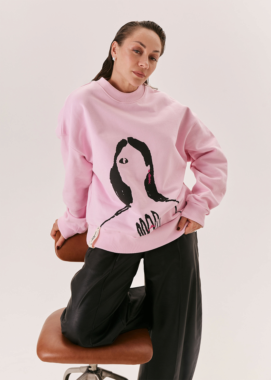 Свитшот EVE&ESTHER x LIBERMAN розовый