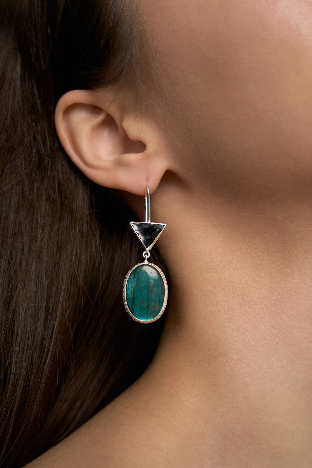 Серьги со шпинелью и спектролитом