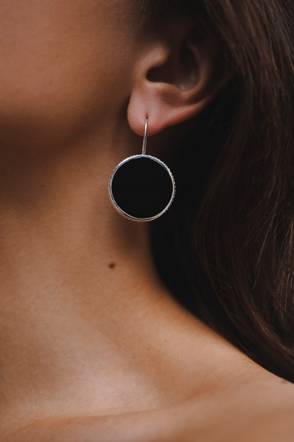 Серьги с плоским чёрным агатом