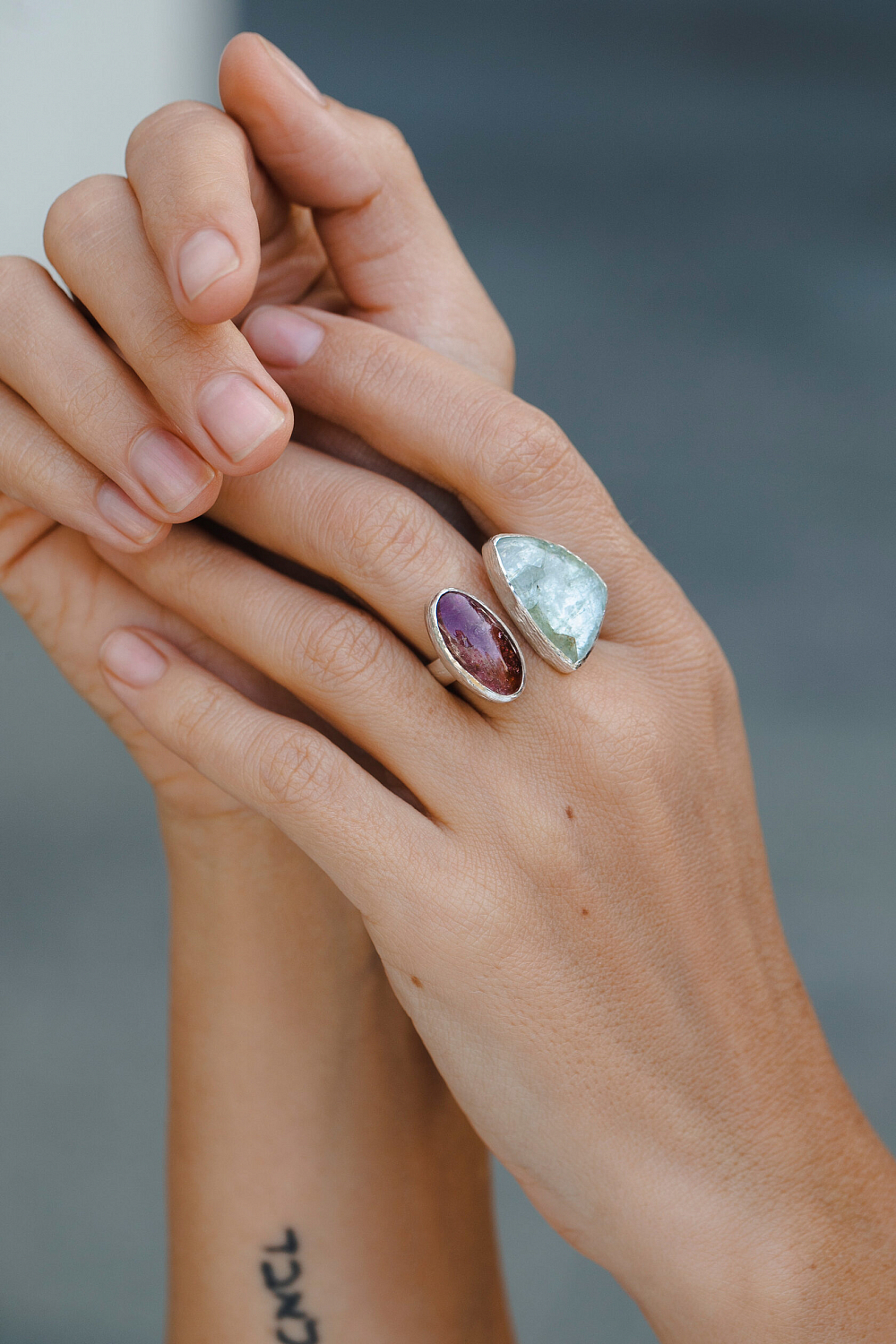 Кольцо с турмалином и аквамарином