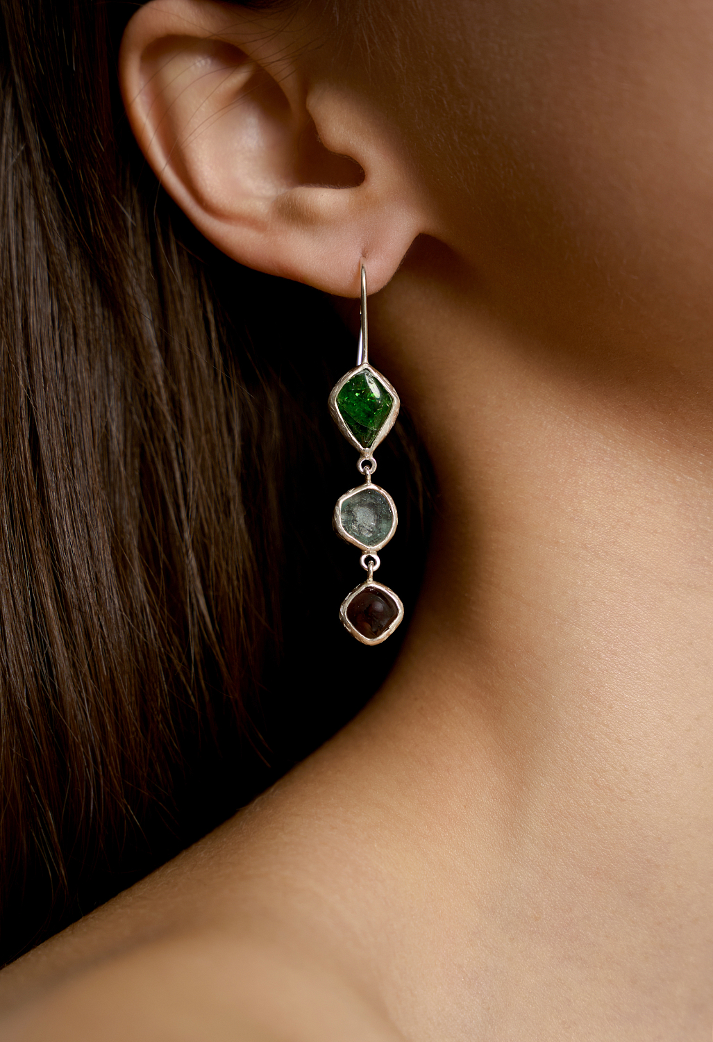 Серьги с горным хрусталем, хромдиопсидом, аквамарином, гранатом и турмалином