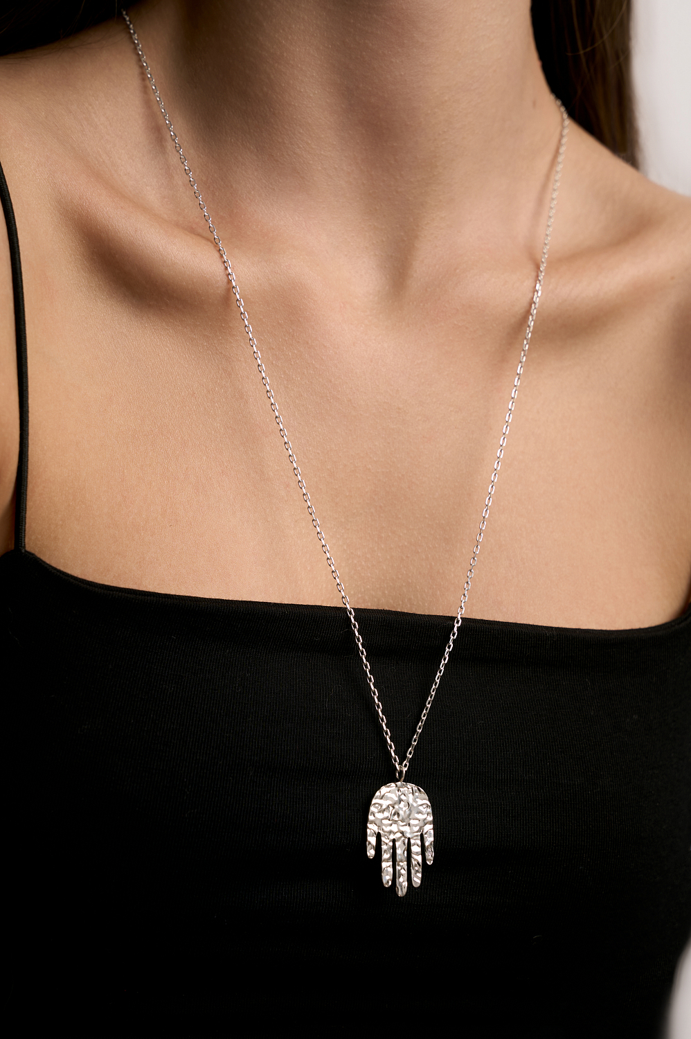 Медальон Хамса