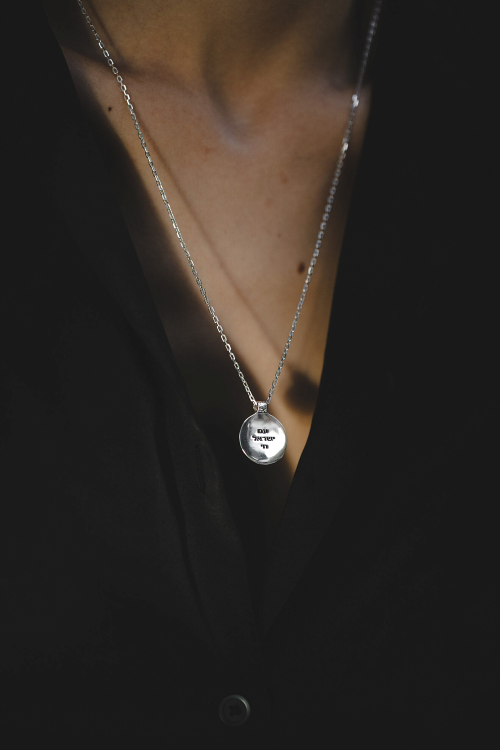 Медальон История