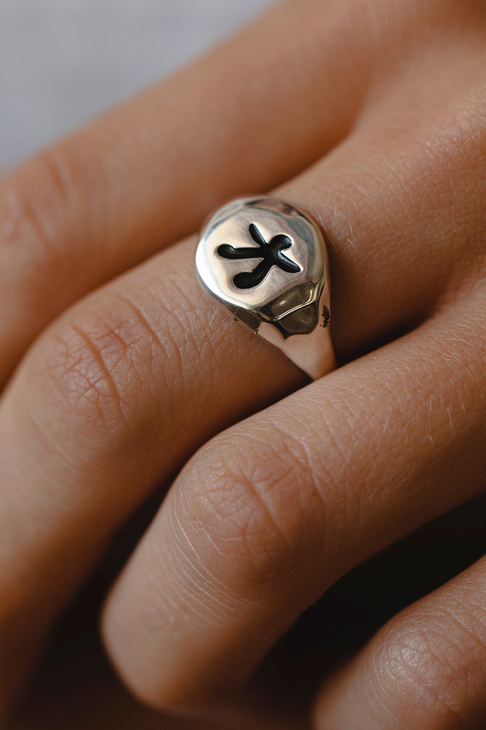 Кольцо-печатка I am