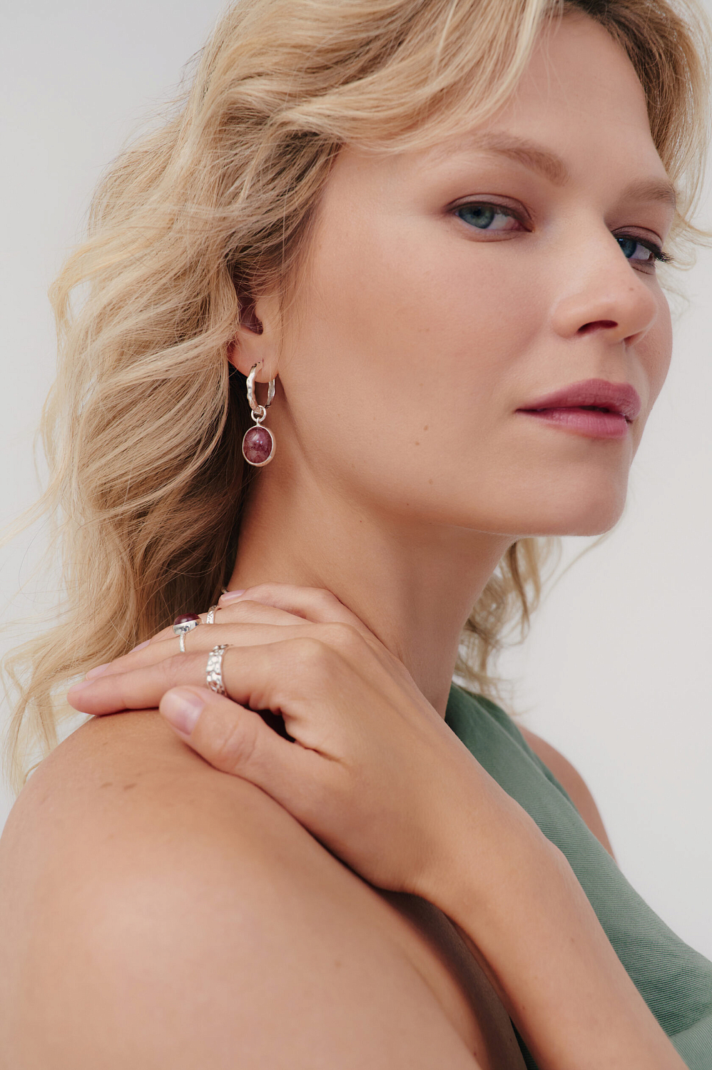 Джемс с вишневым турмалином