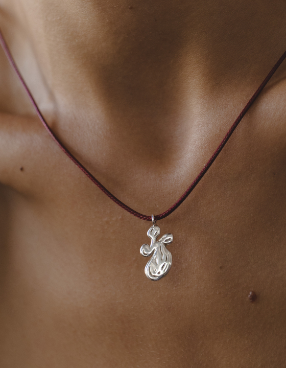 Подвеска на шнуре "Любовь"