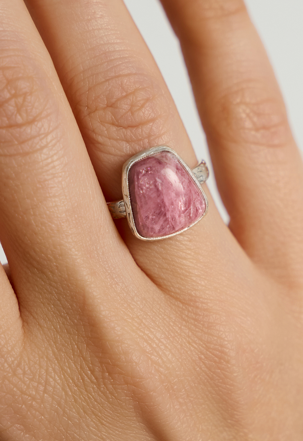 Кольцо с турмалином