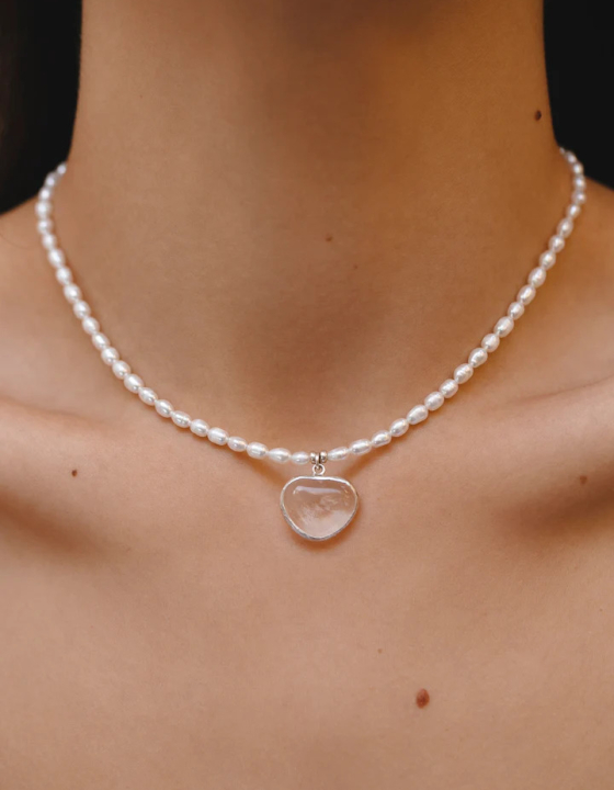 Жемчужная нить Сердце с горным хрусталем
